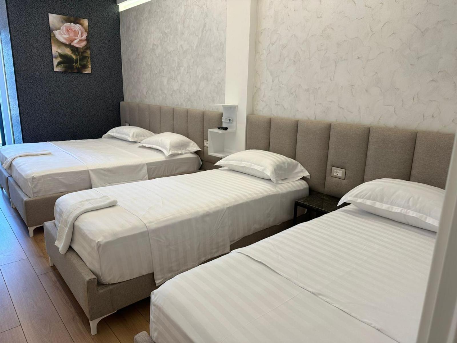 Hotel Europa Krujë 外观 照片