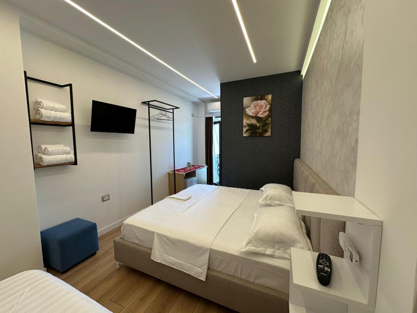 Hotel Europa Krujë 外观 照片